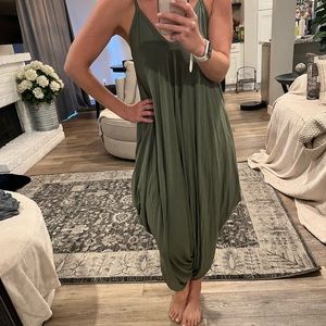 Green flowy jumpsuit (bought in Spain) One size